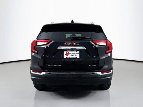Ebony Twilight Metallic 2024 GMC Terrain SLT