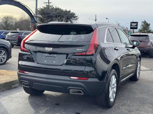 2022 Cadillac XT4 Luxury