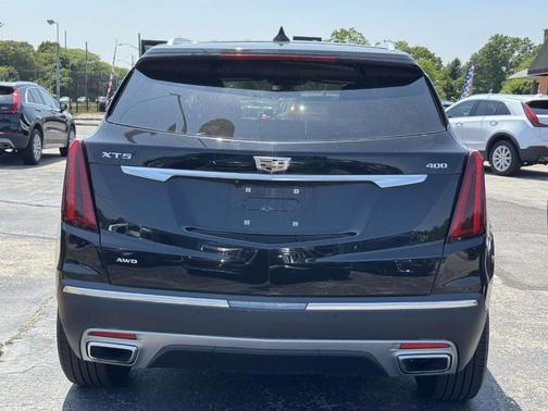 2022 Cadillac XT5 Premium Luxury