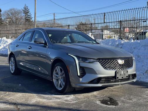 2023 Cadillac CT4 Luxury