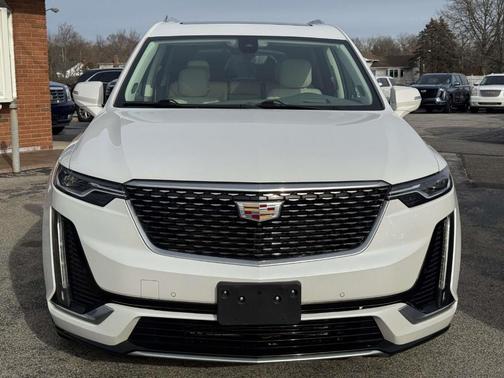 2022 Cadillac XT6 Premium Luxury AWD