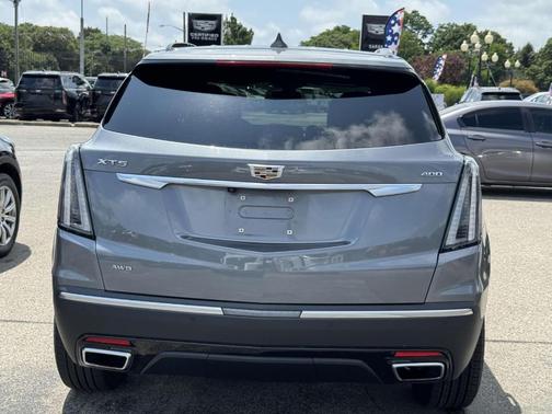 2022 Cadillac XT5 Sport