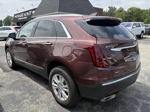 2022 Cadillac XT5 Luxury