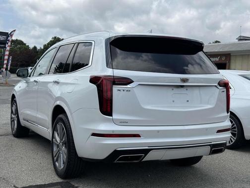 2022 Cadillac XT6 Premium Luxury AWD