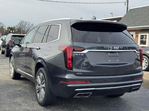 2022 Cadillac XT6 Premium Luxury AWD