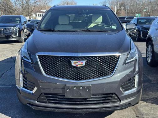 2023 Cadillac XT5 Sport