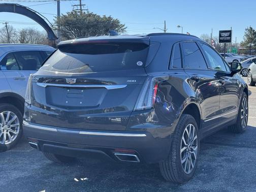 2023 Cadillac XT5 Sport