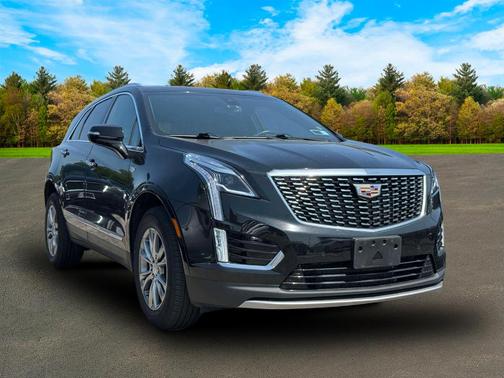 2022 Cadillac XT5 Premium Luxury