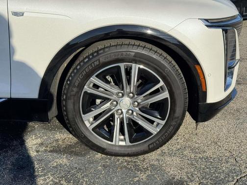 2024 Cadillac LYRIQ Luxury