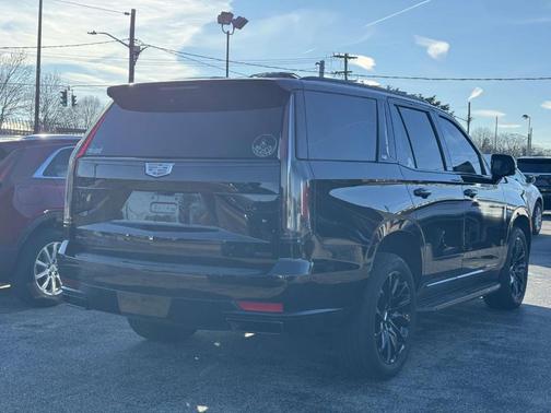 2022 Cadillac Escalade Sport