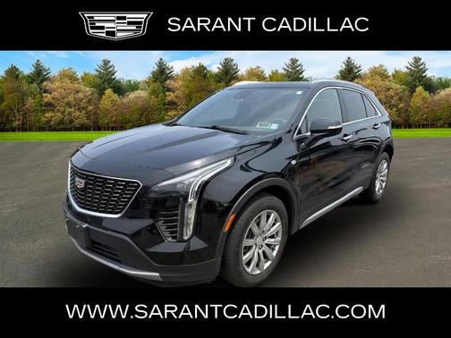 2022 Cadillac XT4 Premium Luxury