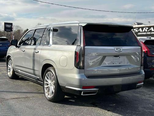 2023 Cadillac Escalade ESV Premium Luxury