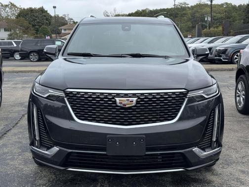 2022 Cadillac XT6 Premium Luxury AWD