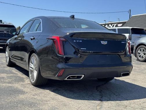 2022 Cadillac CT4 Premium Luxury
