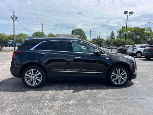 Stellar Black Metallic 2023 Cadillac XT5 Premium Luxury