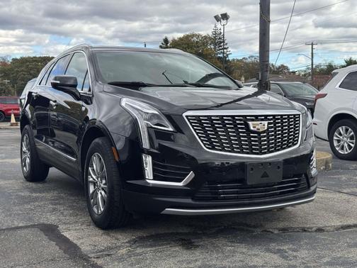 2022 Cadillac XT5 Premium Luxury