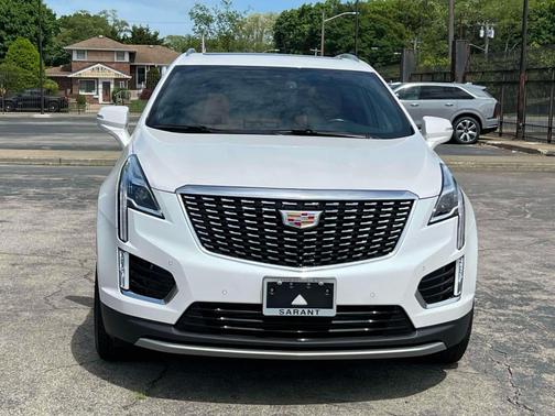 Crystal White Tri-Coat 2023 Cadillac XT5 Premium Luxury