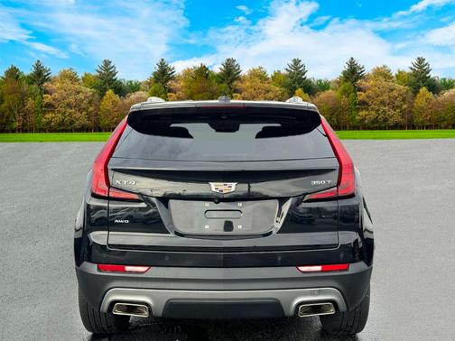2021 Cadillac XT4 Premium Luxury