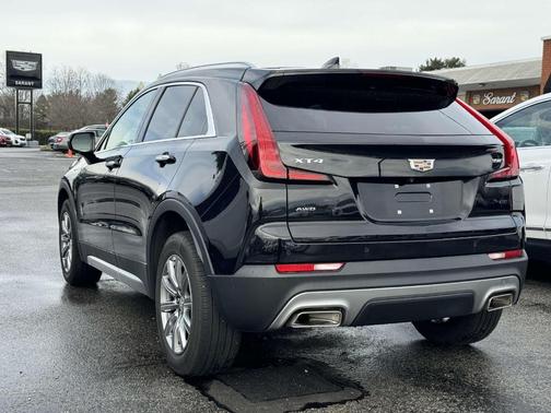 2021 Cadillac XT4 Premium Luxury