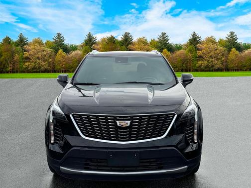 2021 Cadillac XT4 Premium Luxury