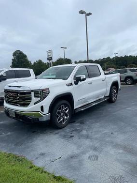 2022 GMC Sierra 1500 SLT