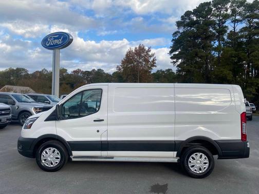 2023 Ford Transit-250 SWB LOW ROOF