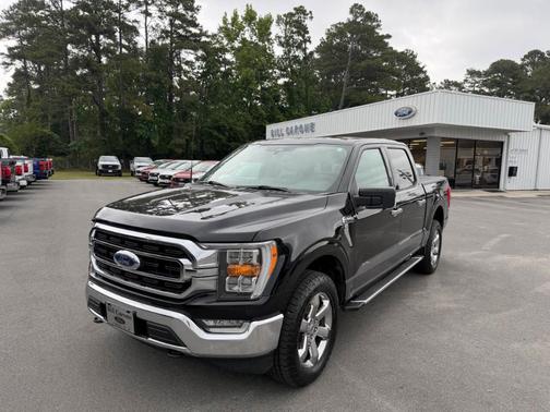 Black 2023 Ford F-150 XLT