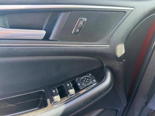Red 2017 Ford Edge SEL