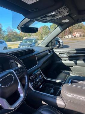 2023 GMC Yukon XL AT4