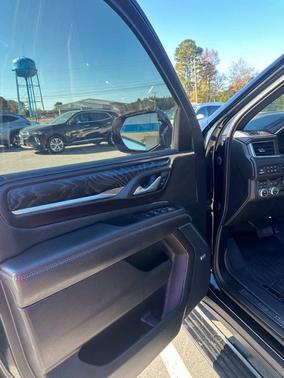 2023 GMC Yukon XL AT4