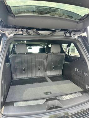 Black 2024 GMC Yukon XL Denali
