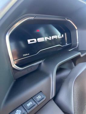 2025 GMC Sierra 1500 Denali