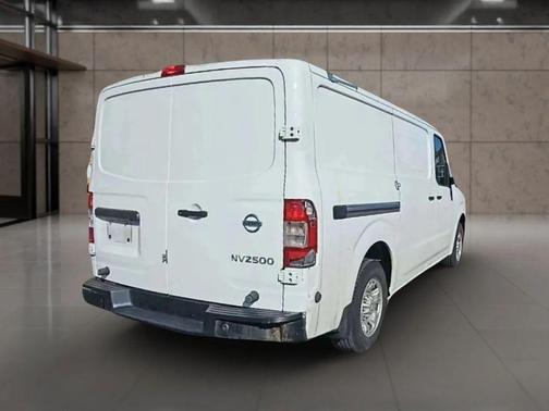 2021 Nissan NV Cargo NV2500 HD SV V6