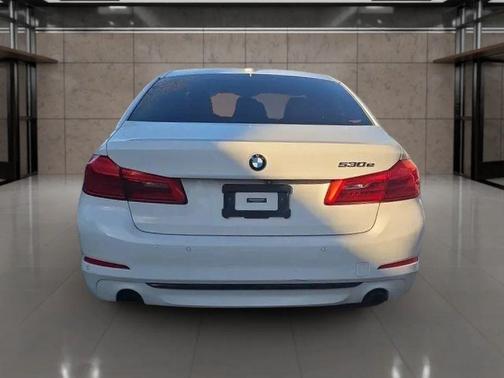 2019 BMW 530e xDrive iPerformance