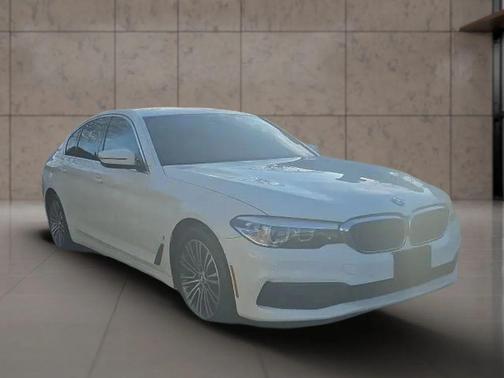 2019 BMW 530e xDrive iPerformance