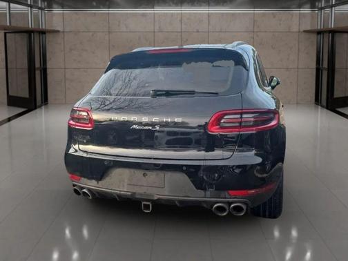 2015 Porsche Macan S