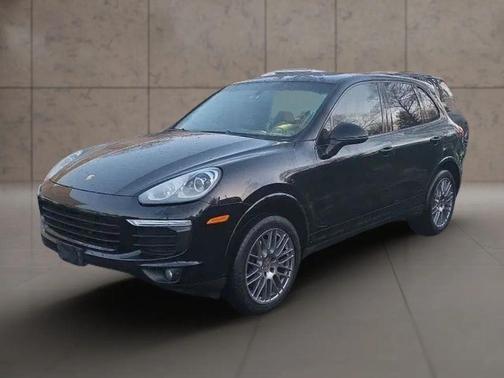 2018 Porsche Cayenne Platinum Edition