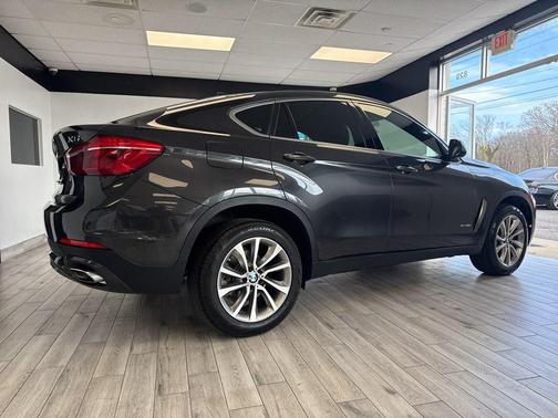 grey 2018 BMW X6 xDrive35i