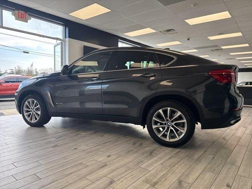 grey 2018 BMW X6 xDrive35i