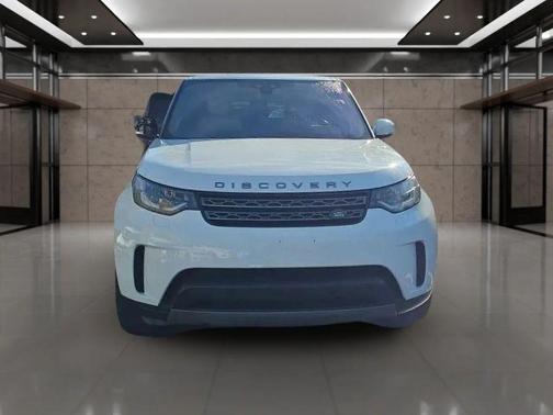 2020 Land Rover Discovery SE