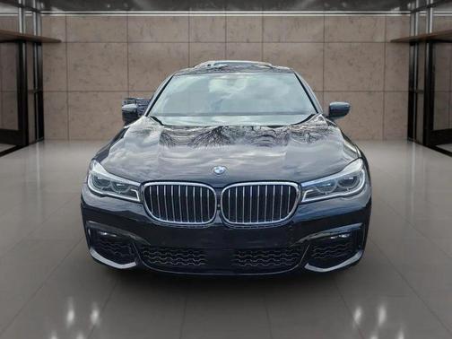 2017 BMW 750 I