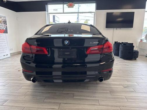 Azurite Black Metallic 2018 BMW 530 xDrive