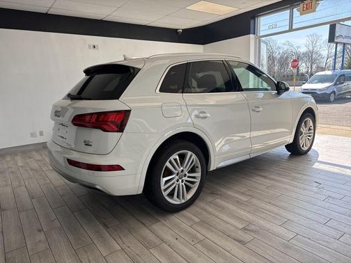 2018 Audi Q5 2.0T Tech Premium