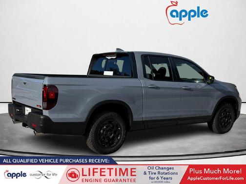 Sonic Gray Pearl 2026 Honda Ridgeline TrailSport+