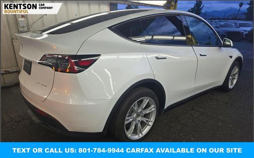 2023 Tesla Model Y Long Range Dual Motor All-Wheel Drive