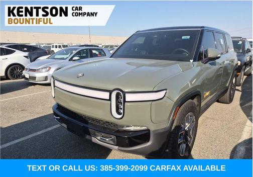 Green 2022 Rivian R1S Launch Edition