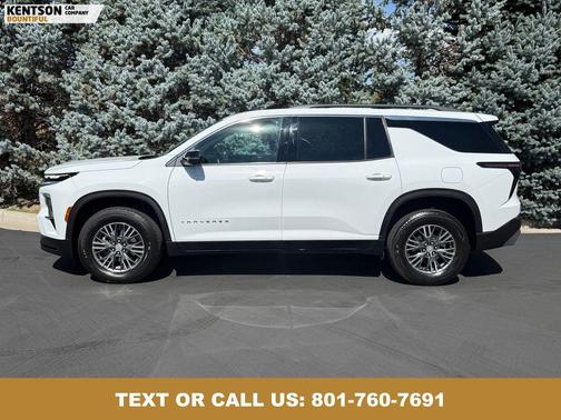 2024 Chevrolet Traverse LT