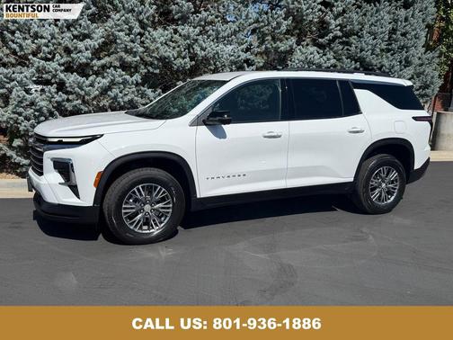 2024 Chevrolet Traverse LT