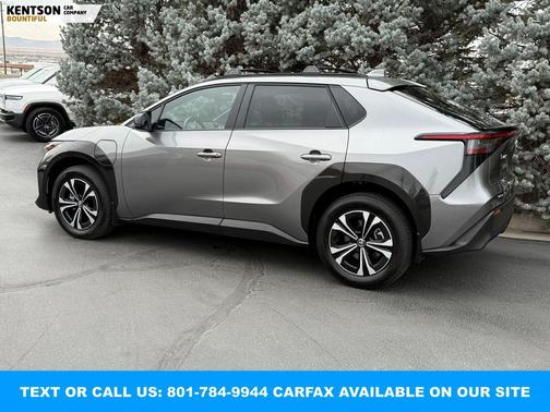 2025 Toyota bZ4X XLE