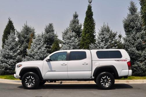 2017 Toyota Tacoma SR5